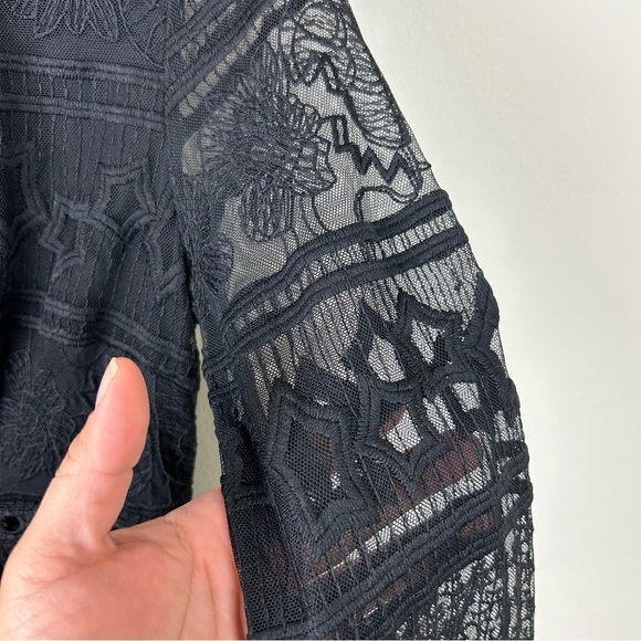Sisters of the Tribe black lace flowy mini dress size: M - Picture 6 of 14